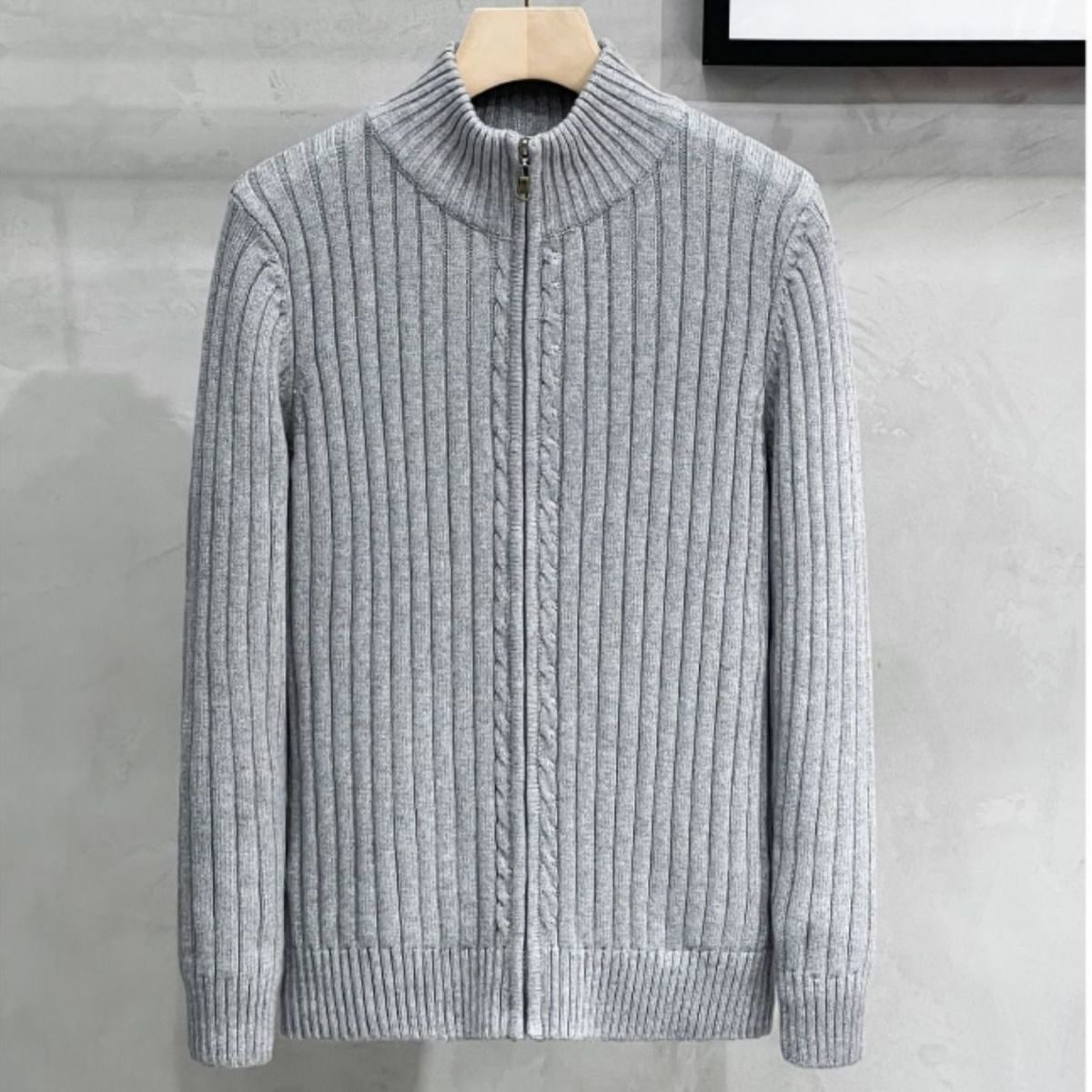 THE MILO FULL-ZIP SWEATER