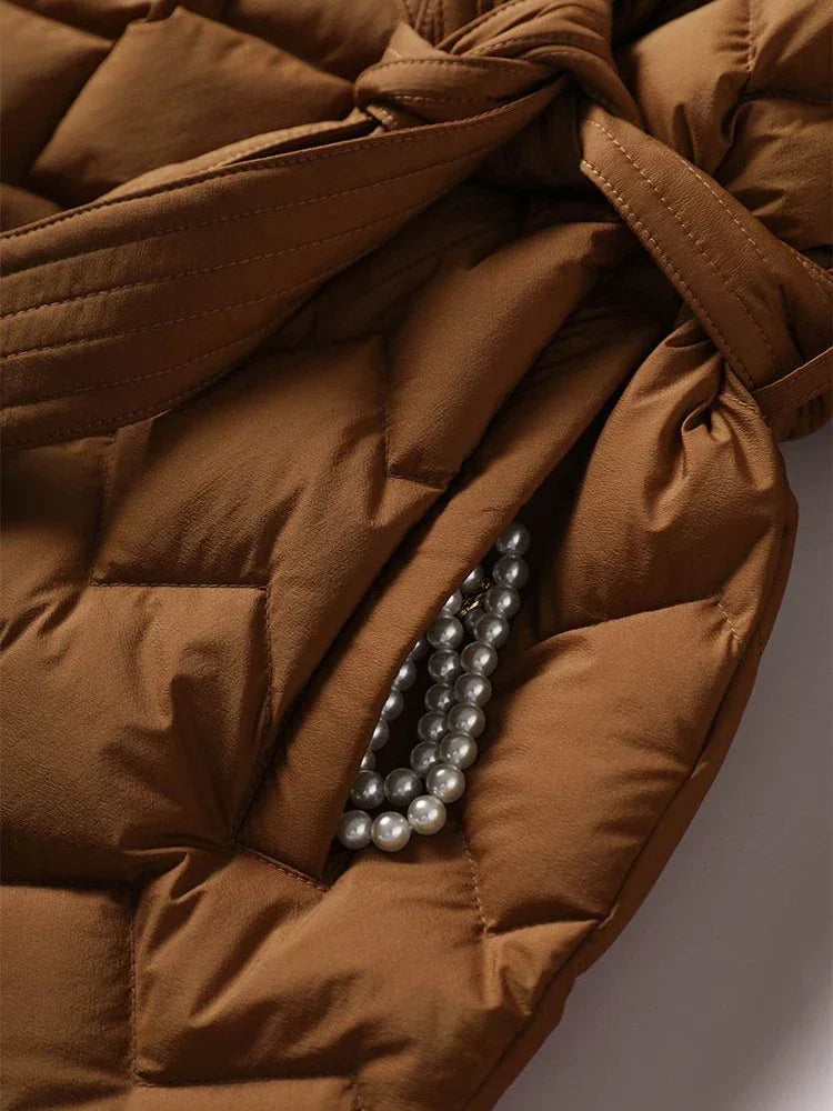 LISETTE™ | PARKA ÉLÉGANTE EN DUVET AVEC CEINTURE